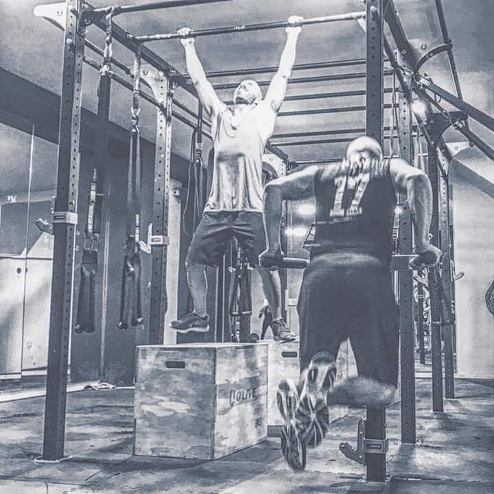 AerobicyFitness's tweet photo. Aquí seguimos de puente??? @playgym.es entrena y entrena duro! #beoliveinyourself #hardtrain #fitness https://t.co/tpl4CMZbtz