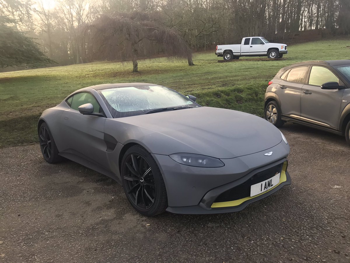 Rockstarscars's tweet photo. Enjoying the scenery at Caffeine and Machine, nice winter hood down blast Down here in the SL too! Loving the 107s https://t.co/9x5isw0r0U