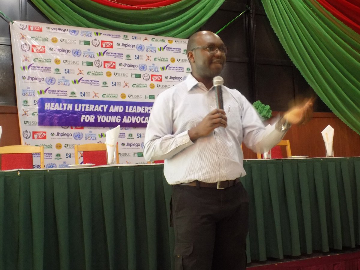 VaccineNet_NG's tweet photo. What is Health Literacy?
@okenyodo from @2isumedia giving a detailed explanation.
@TheWaaph @HOkwuonu
#WAAPHHLLC
#HLLC2018
#UHCDay2018 https://t.co/41LuQbMPxG