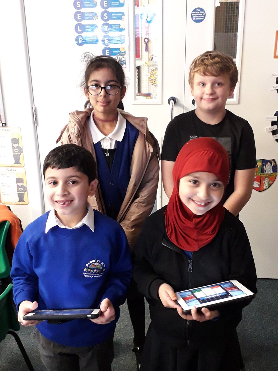 Rowlatts_TMET's tweet photo. Digital Leaders have successfully completed module 2 on cyberbullying. They've also earnt 4 badges this term. #rhcomputing @childnet https://t.co/OYCtADeLDn