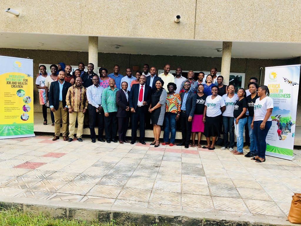 paulatsu2323's tweet photo. AYL_FAIN Ghana chapter and   others Business network Launched  in Ghana by Dr. Janet Edeme from AU , with opportunities in women and youth in combating poverty and achieving prosperity across all  sections of society #AYL_FAIN https://t.co/NJKkjTp9VA