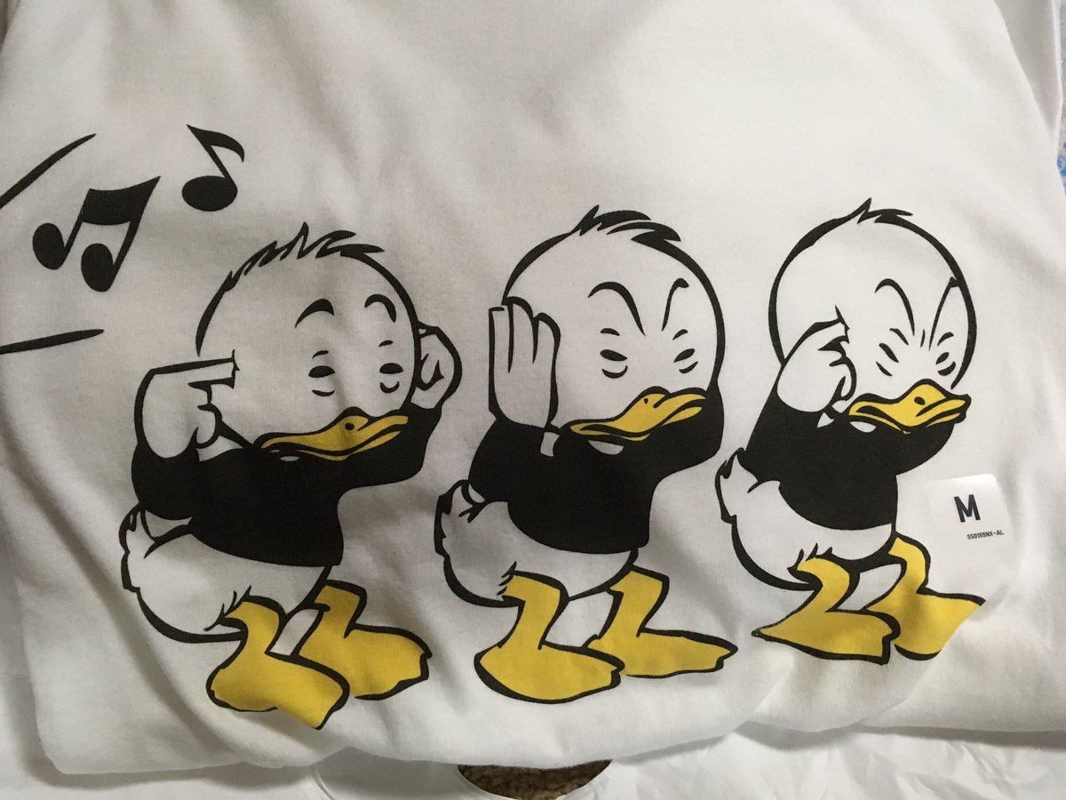 ユニクロのヒューイデューイルーイTシャツ めっかわ。ドナルドが一切 