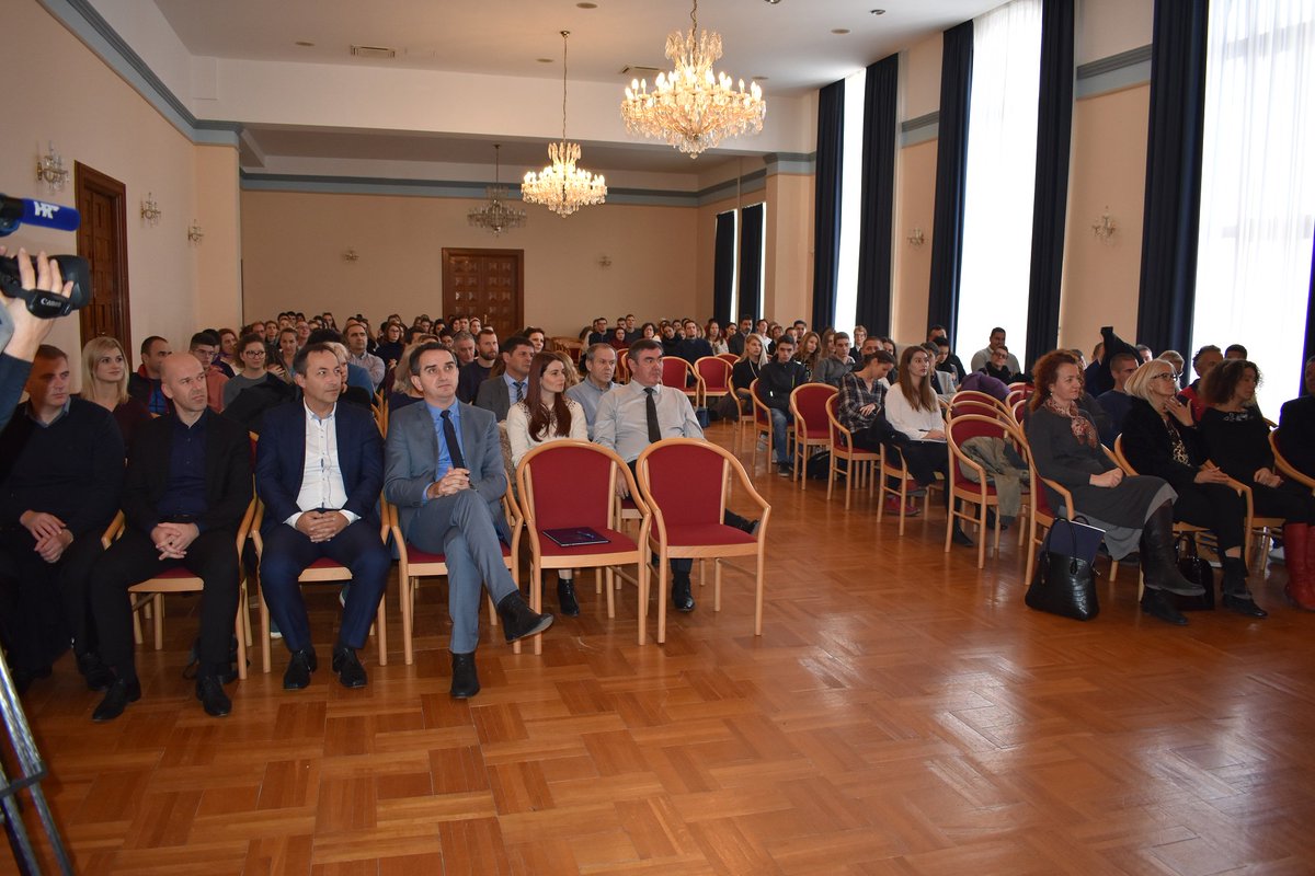 BlueSmartPR's tweet photo. @BlueSmartPR Final Conference was held yesterday. 
 @057info @EU_MARE @EU_EASME 
#finalconference #BlueSmartPR #blueeconomy #Sustainability #visibility #ZadarCounty https://t.co/Qb370iSjjh