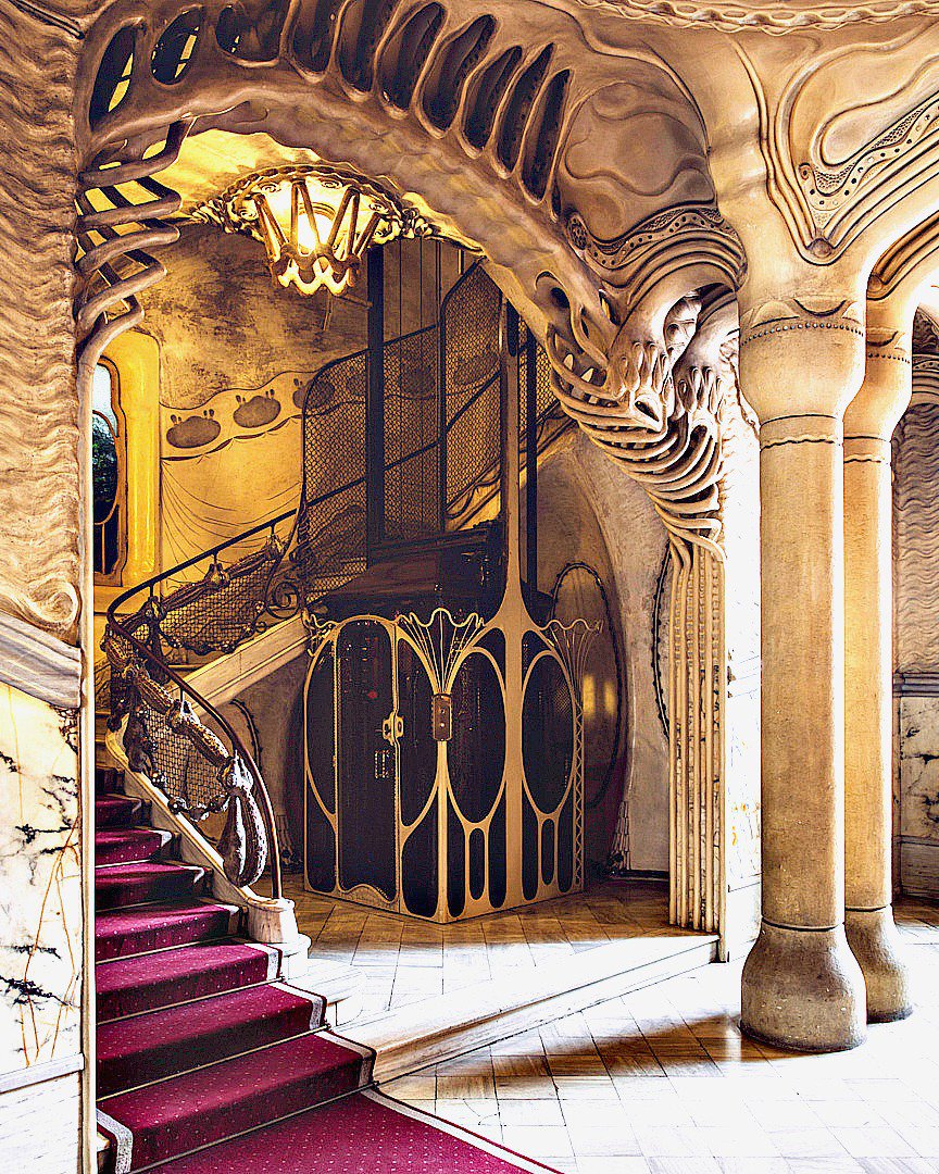 ClubKviar by Resy (@clubkviar) on Twitter photo Desde estas escaleras, en el interior de la Casa Sayrach, llegarás a <a href="/ladama/">Ladama All Along</a>.barcelona La carta representa ese espíritu del lujo moderno, inspirada en platos franceses, italianos y del norte de España. #barcelona #restaurantes Desde estas escaleras, en el interior de la Casa Sayrach, llegarás a <a href="/ladama/">Ladama All Along</a>.barcelona La carta representa ese espíritu del lujo moderno, inspirada en platos franceses, italianos y del norte de España. #barcelona #restaurantes