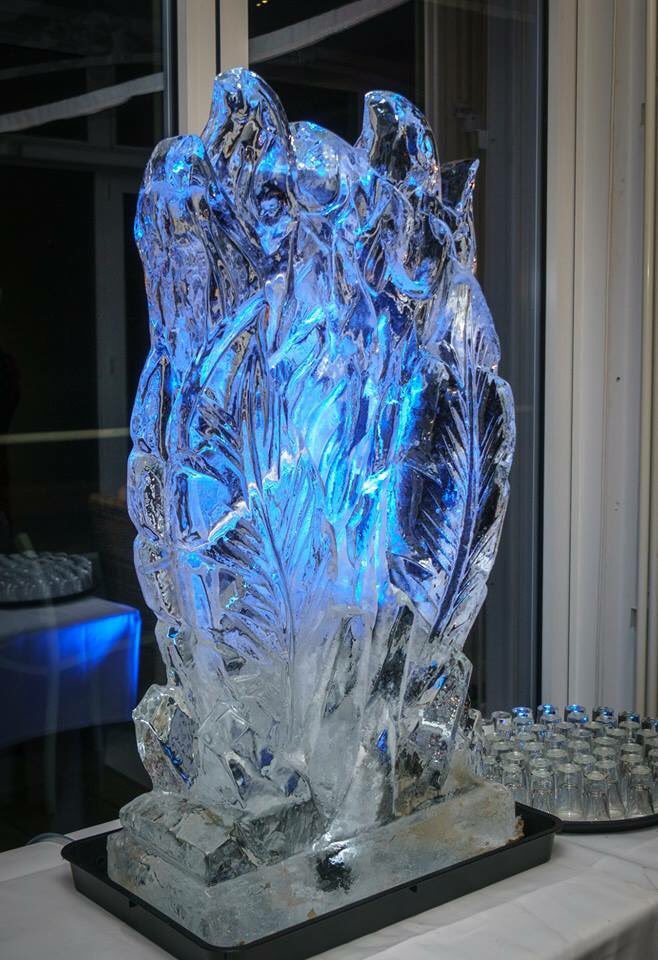 PhyllisCourt's tweet photo. On Saturday the #RiversidePavilion was transformed for our #blacktie #Henderson #FireandIceBall. Guests enjoyed, fabulous #food, #music & #entertainment as well as a few surprises such as #dryice #mulled #wine & a #vodkaluge #icesculpture
#Henleyonthames #henley #eventsinhenley https://t.co/I2xdgfRJae
