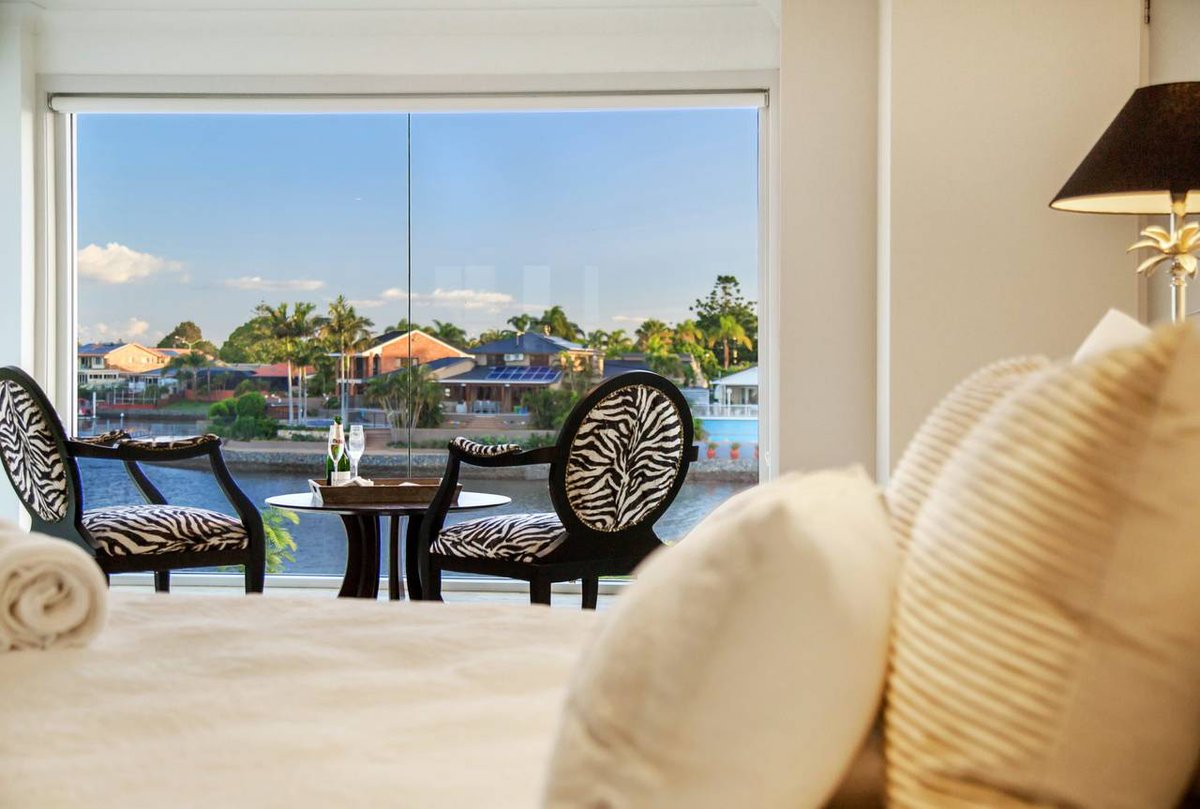 Explore the best Luxury Holiday Rental locations in Australia &amp; New Zealand! We offer #luxuryholiday #accommodation services in #HamiltonIsland #QLD #PalmCove #OakBeach #GoldCoast #PortDouglas #Darwin #NorthernTerritory #Sydney #Victoria #Queenstown #Otago bit.ly/2R6VPRN