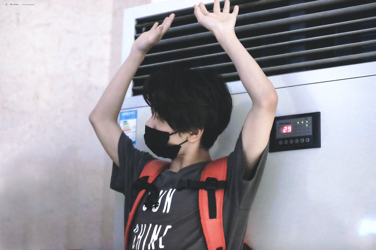THESIRIUS0311's tweet photo. 180721 QINGDAO

#BOYSTORY #XINLONG #鑫隆 https://t.co/kRPpULuQfC