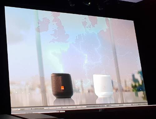 [Alliance européenne stratégique sur l’IA] Les assistants virtuels Djingo et Magenta sont le fruit d’un co-développement européen entre <a href="/Orange/">Orange</a> et <a href="/deutschetelekom/">Deutsche Telekom</a>.  Tim Höttges &amp; <a href="/SRichard/">Stéphane Richard</a> on stage #ShowHello