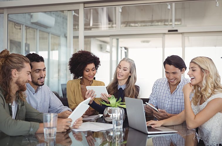 KCMSurvey's tweet photo. Wat tof dat @Cendris zo met haar employee journey bezig is! Als je blije medewerkers hebt, heb je ook blije klanten, maar dat is zeer zeker niet de enige insteek die Cendris heeft. @klantcontact_nl heeft hier een mooi artikel over geschreven: https://t.co/qHhO5mp7ja #medewerkers https://t.co/0Nmoy3ILIu
