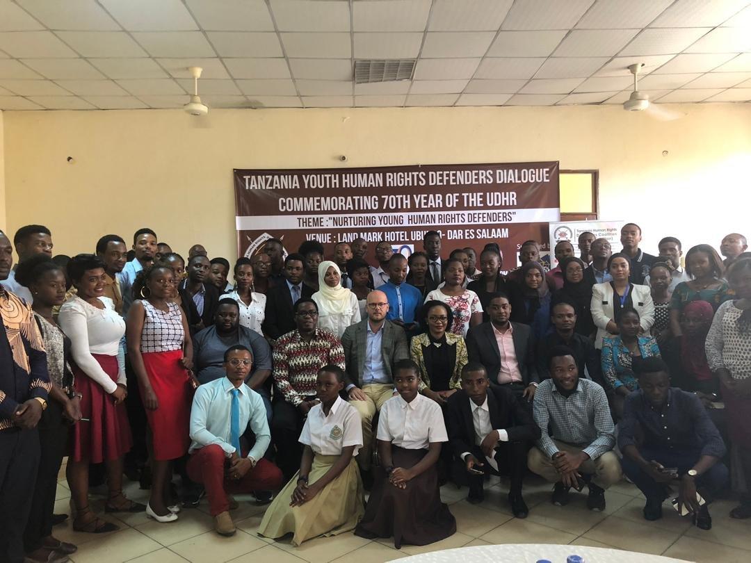Official_UDHRA's tweet photo. Tanzania Youths From School Clubs &amp; Human Rights Association in different Higher Learning Institutions all over the country Commemorating the 70yrs of UDHR with the Theme: Nurturing Young Human Right Defenders #YouthHRDsTZ2018  @darusoudsm  @THRDCOALITION  @humanrightstz https://t.co/SkQynbC6iF