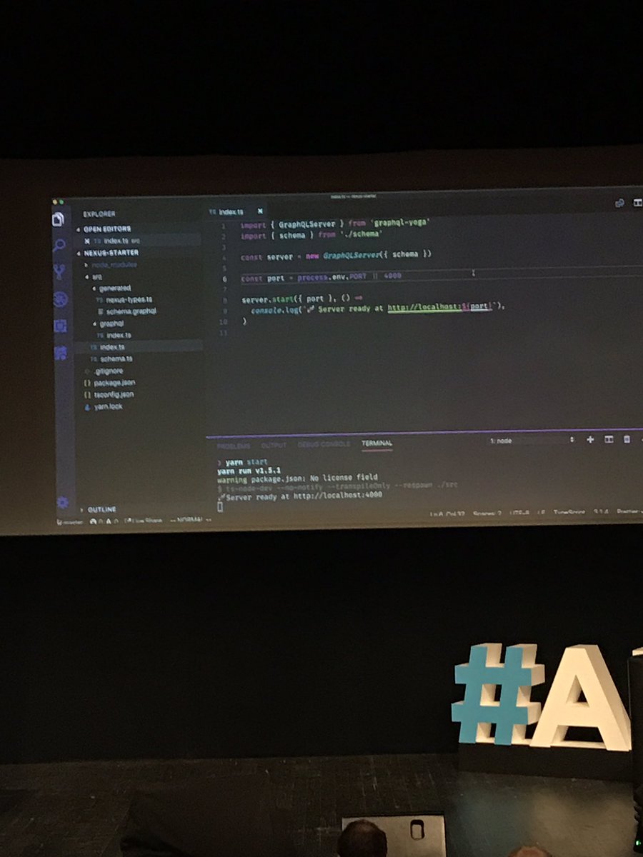 BlazorNorway's tweet image. You know this talk is going to be good when the code editor is up before the talk starts. #APIdaysParis #thenewAPIstack @graphqlparis