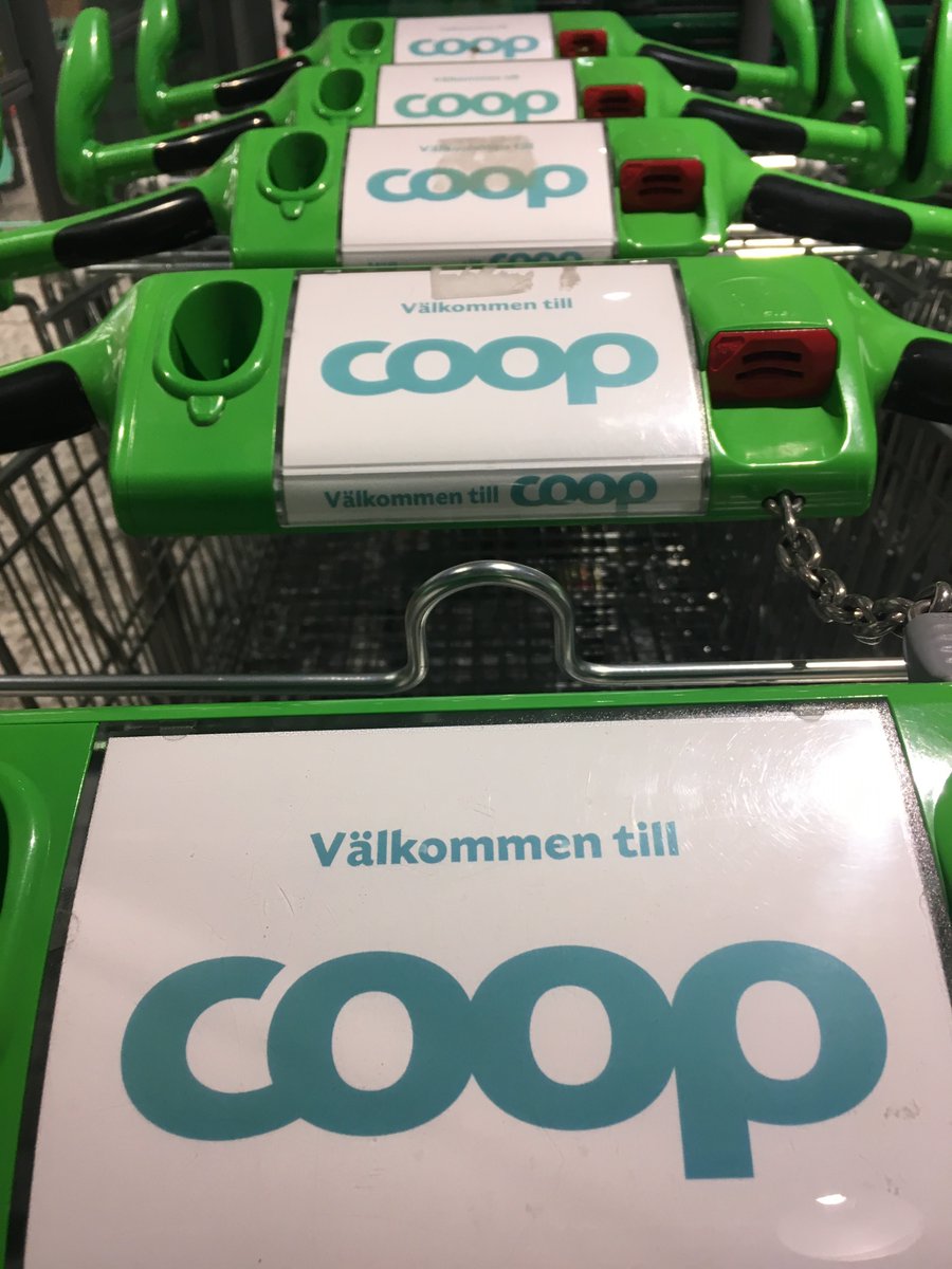 AMVangeenberghe's tweet photo. Tijdens de Cera CoopTour naar Stockholm zagen de deelnemers, actief in de Belgische agro-voedingsketen, hoe coöperaties een hefboom kunnen zijn in het verduurzamen van voedselproductie en –consumptie #CeraCoop @InnoSteunpunt. Een kort verslag lees je hier: https://t.co/dZqFwP3iqP https://t.co/huhNHfVYE3