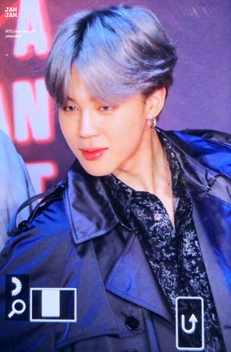 parkjamjam_kr's tweet photo. 181212 MAMA in japan RED CARET #JIMIN #지민 오늘 너무 이뿌다아ㅠㅠㅠㅠㅠㅠㅠㅠ https://t.co/8S29hLMtPF