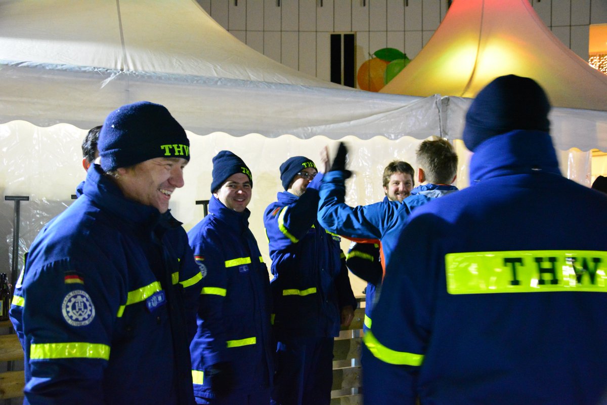 Sportlich bei der Stadtmeisterschaft im Eisstockschießen in Friedrichshafen!