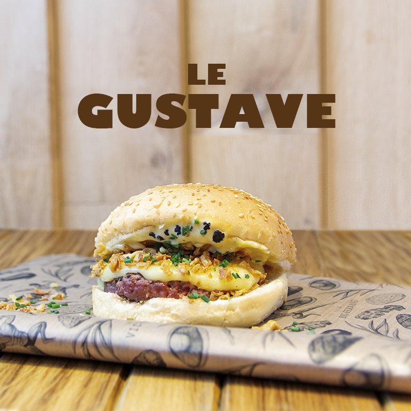 Bœuf🐮
Tomme de Savoie🧀
Oignons Frits
Ciboulette🌿
Sauce Mayonnaise à la Truffe

Fiers de vous présenter Le Gustave, dont l’intégralité des ventes sera reversée à <a href="/GustaveRoussy/">Gustave Roussy</a> !

On l'a goûté hier avec les équipes de Gustave Roussy et nous en avons conclu...qu'il est SUCCULENT