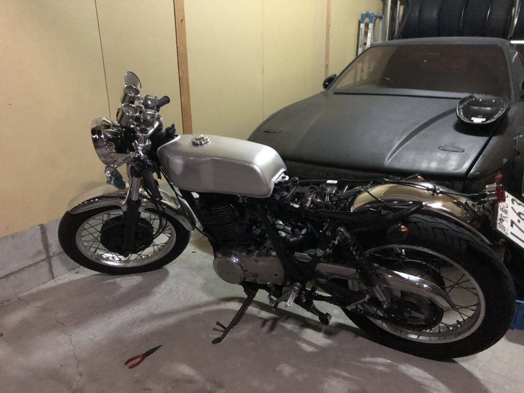 SR400 rdタンク SR400タンク 納得できる割引 52%割引 www.knee-fukuoka.com