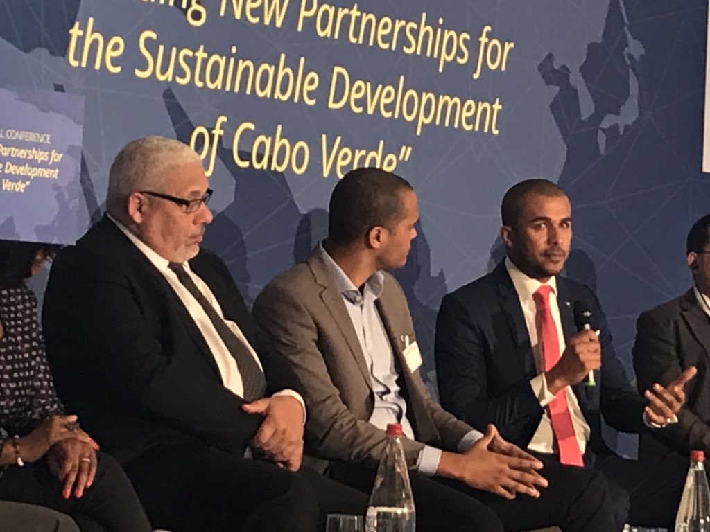 graca_patricia's tweet photo. #youth #innovation entrepreneurs putting #CaboVerde at the 🌍fingertip through new #ICT   #smartcity #newapps #connectivity Content is the new oil! ! 4 #SDG #CaboVerdef4dev #PEDS @UNCaboVerde https://t.co/rpwf9oXQp6