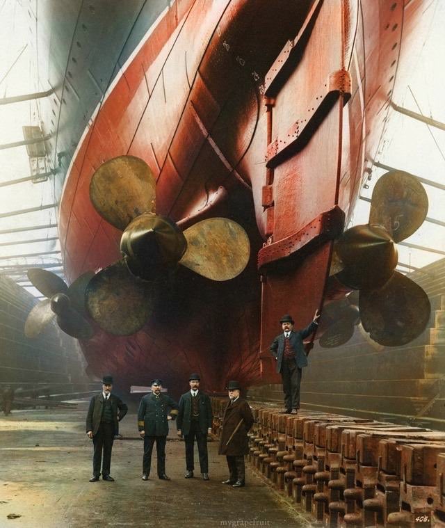 RMS Titanic Workers In Awe Of Huge Massive Propellers Silver Halide Photo 
