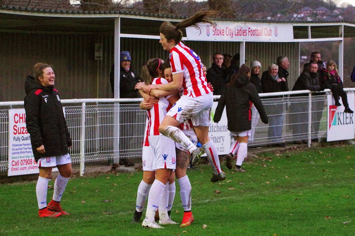 📝 @scfc_ladies came out victorious in a nine-goal thriller with Leeds United to reach the FA Women’s National Cup Quarter-Finals at the weekend.
Report ➡️ https://www.stokecityfc.com/news/ladies-reach-last-eight …
#SCFC 🔴⚪️
