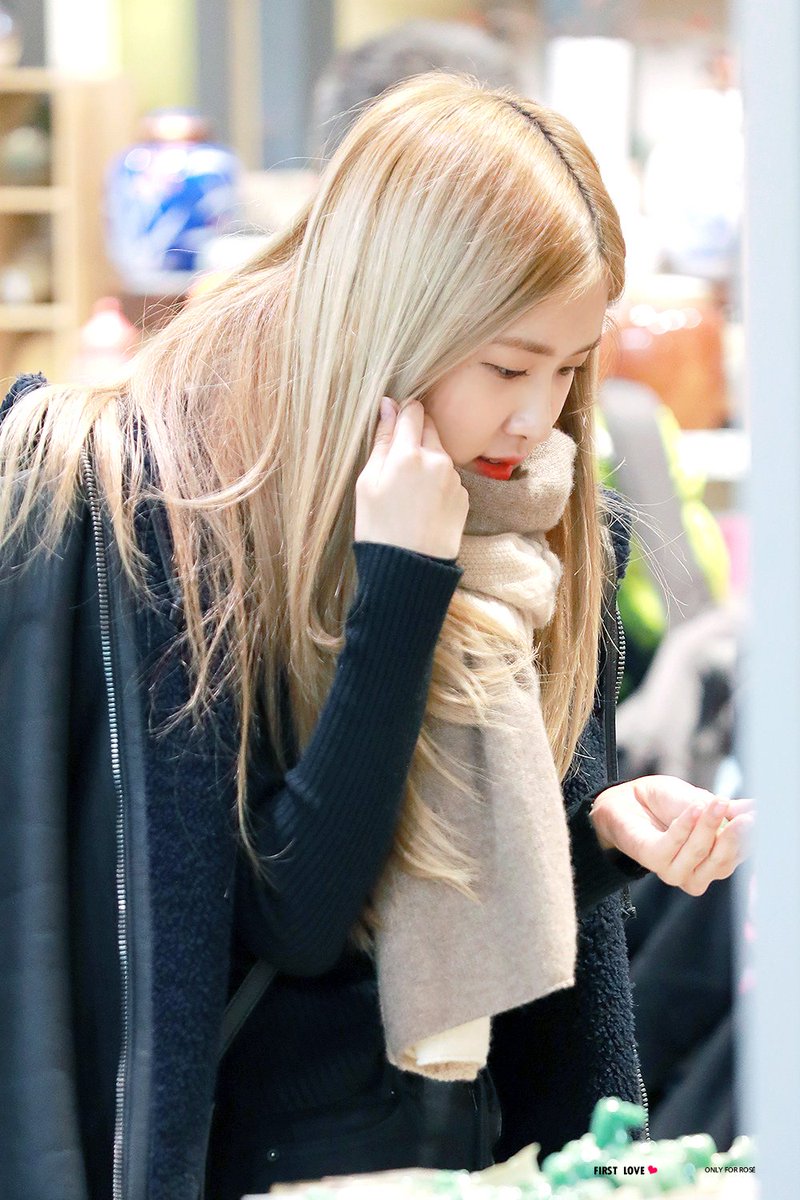 퍼스트러브 tweet media