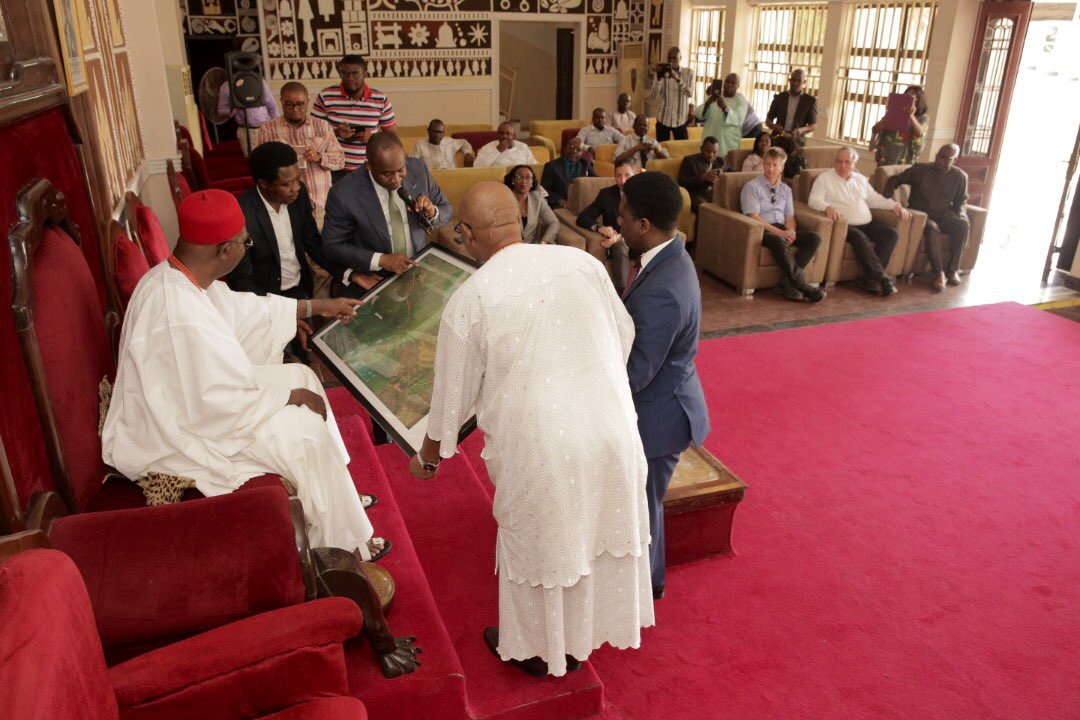 So,  @nsia_nigeria visited the Obi of Onitsha, His Majesty Nnaemeka Alfred Achebe, last week, and led him and his Chiefs to the site of the Second Niger Bridge. Also on the visit, Julius Berger, project contractors. (Recall that NSIA in Q3 2018 paid US$90m to JB, for the Project)