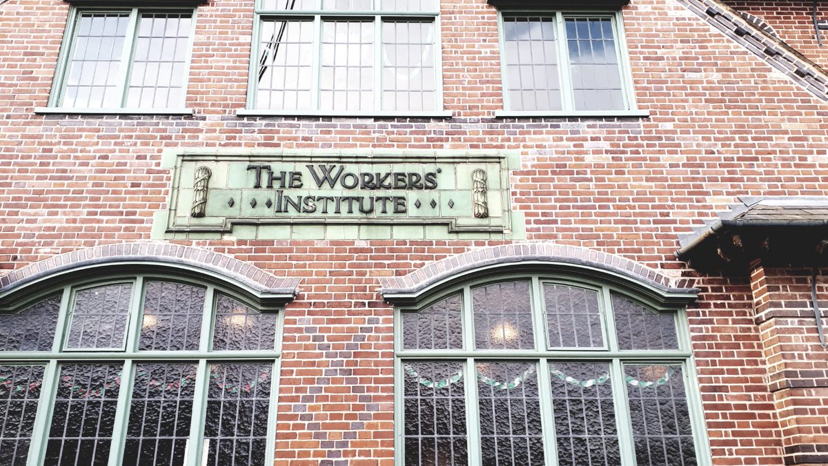 SalfordMuseum's tweet image. Fanstastic staff development day @BCLivingMuseum #christmasevents #museumdevelopment #sharingbestpractice #greatfishandchips #engaginghistory