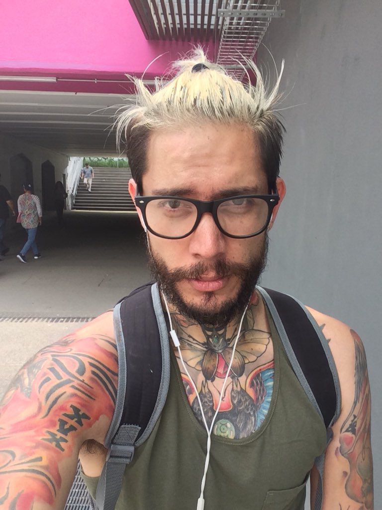 DeclanBerdella's tweet image. #dathair XD
#workout #cdmx #ink #inkedmen #walking