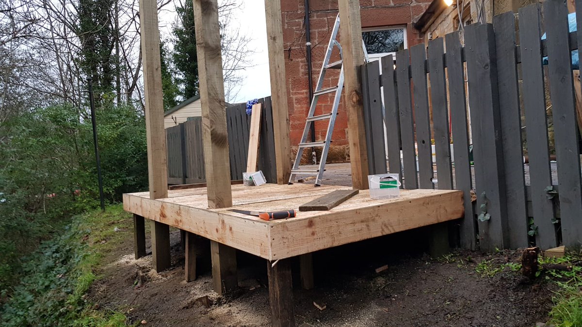 essentials_plus's tweet photo. Hand built pergola on a fantastic bacdrop for our clients in #WestKilbride. #ESSENTIALSPLUS at the forefront of #Training &amp; supporting our young #ASN people in #NorthAyrshire @BALI_Landscape @DYWAyrshire @NAC_Leader @NACHousing @NAHSCP @Ko_nekt @skillsdevscot #careinthecommunity https://t.co/AaBMrperFT