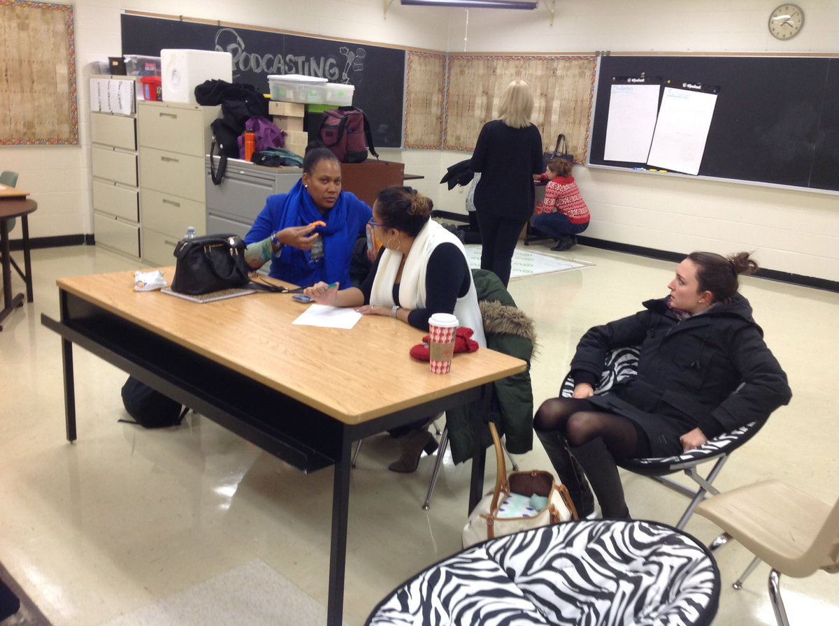 shyde14's tweet photo. The fabulous #CookBTC educators collaborating and learning from & with each other @LizCookPDSB @pgliljedahl #EngageMath https://t.co/XE3SGlWxBX