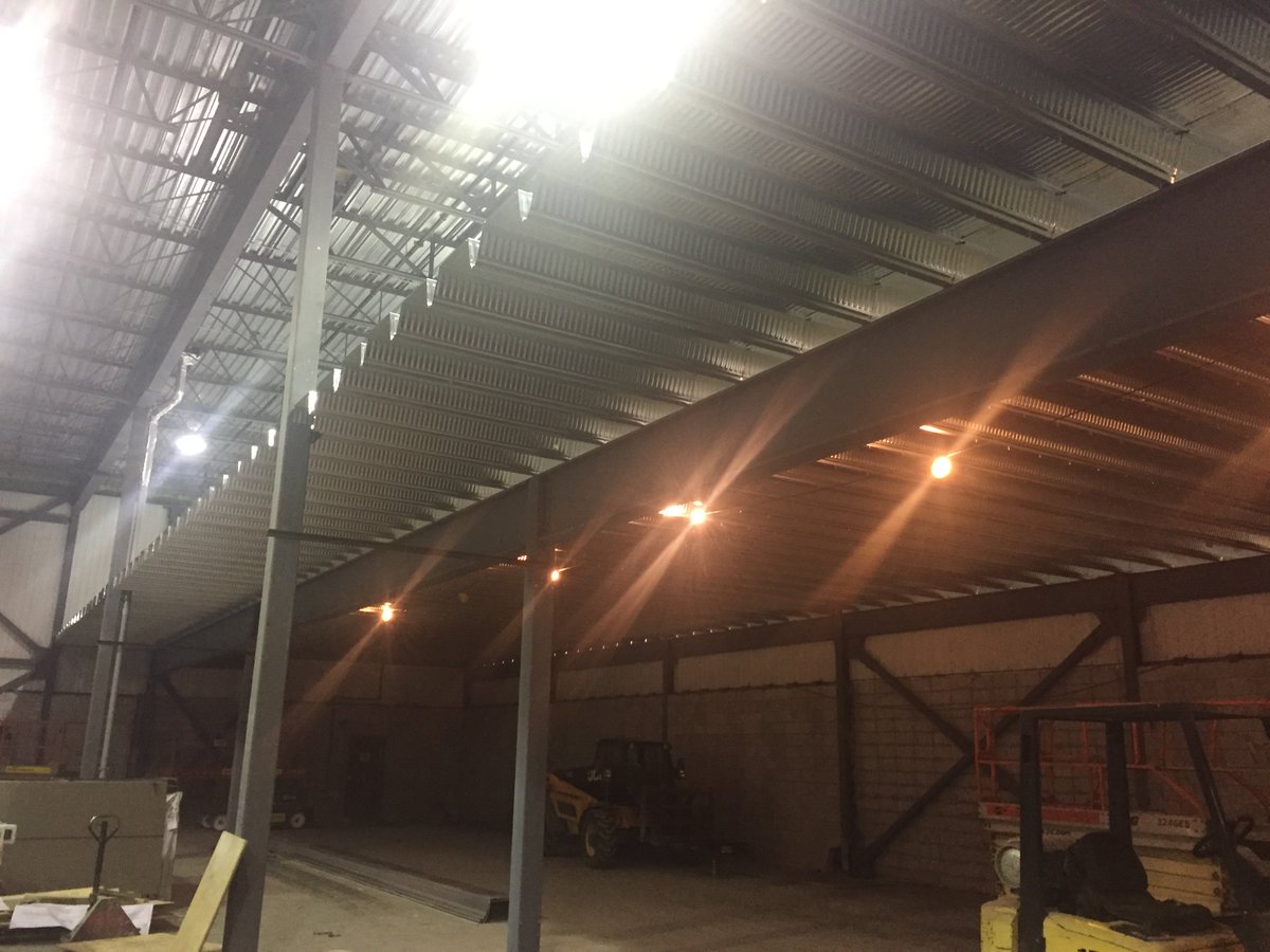 baileymetal's tweet photo. Another ComSlabยยฎ project successfully completed. This #mezzanine we supplied was for an outdoor recreation dealership. Learn more on how #ComSlabยฎ can help your project https://t.co/COwH1Em45n #baileymetal #baileybuildings #construction #floor #steelbuildings #infrastructure https://t.co/GPhUz41h27