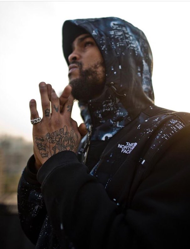 SupremeUkLeaks1's tweet photo. The @thenorthface x @ExtraButter “Night Crawler” Collection Looks Fire. It Consists Of: A Puffer Jacket, A Windbreaker, An Umbrella, A Beanie And A Sling Bag.
#thenorthface #ExtraButter #hypebeast #hypebeaststyle #fashion https://t.co/JjzgsfNrkN