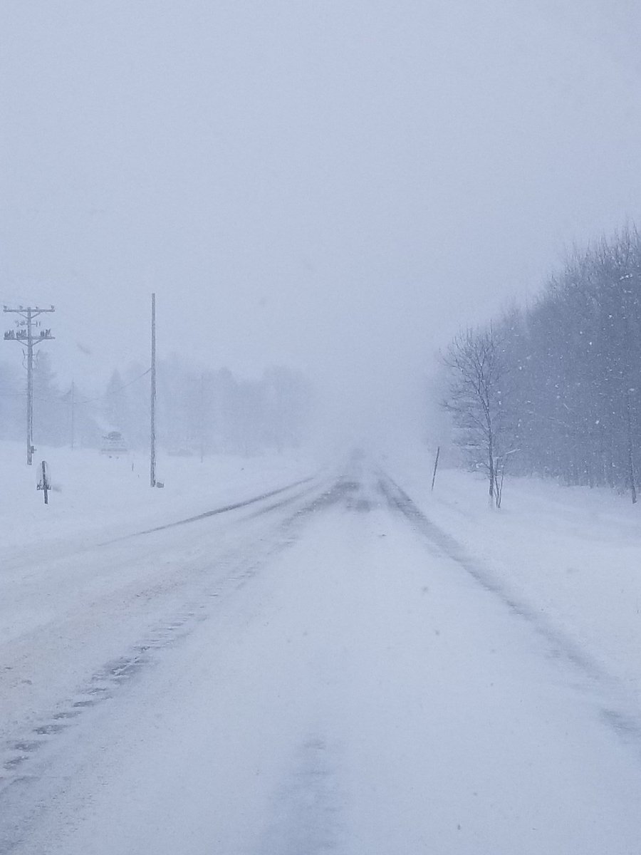 desire_swarm's tweet photo. @StellaArtois My travel woes. When the roads are clear than a few miles ahead you come to this. #StellaUpgrade #Contests https://t.co/6pUGWoizWu
