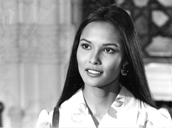 @GoodBadFlicks @BMGantt @resrvordog @schulz_steffan I always associate #CarolineMunroe with #LauraGemser, as I've always thought they were/are the two most beautiful women of their peak era.