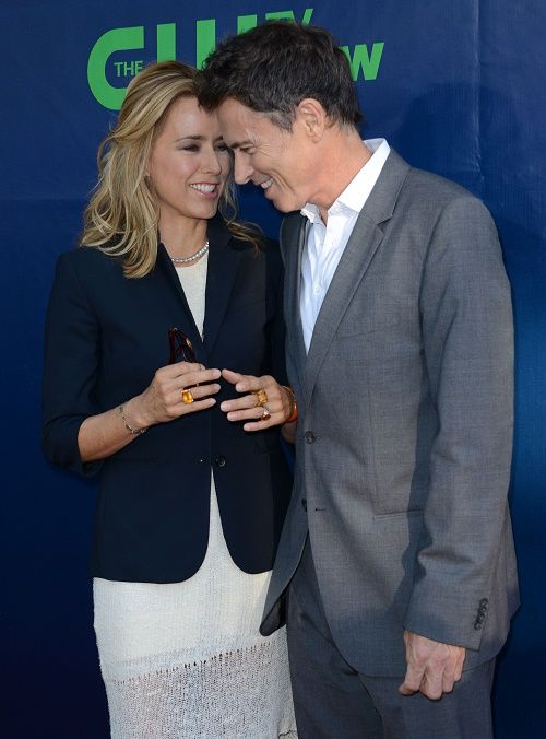 Crys_Santos_'s tweet image. Dificil se manter normal, quando seu casal da ficção vira REAL.. Todos esses anos e eu ainda não sei lidar 😂😭💜 Tão lindos 😭
#Benry #Timea #MadamSecretary