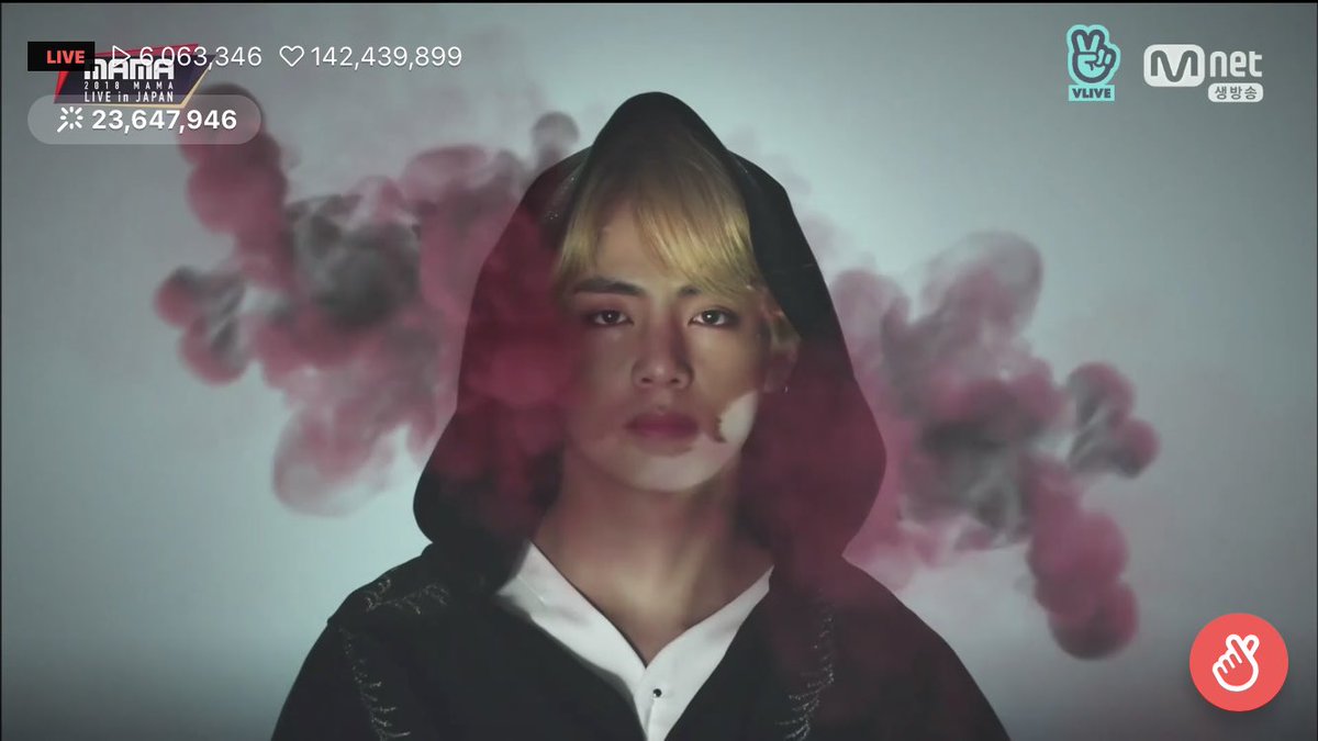 Gün geçtikce sizinle daha çok gurur duyuyorum yine çok iyi iş çıkardınız çocuklar 💫 <a href="/BTS_twt/">방탄소년단</a> #2018MAMA