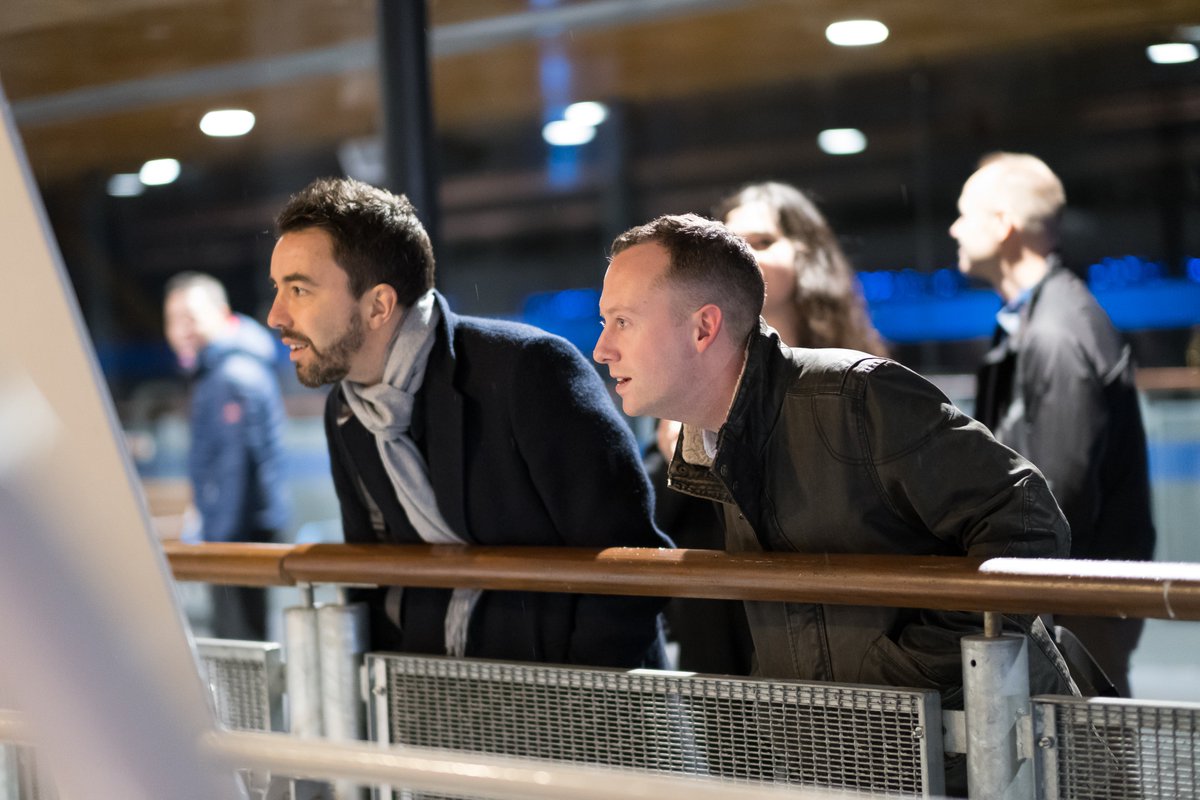 AliciaRoy__'s tweet image. Is it the most wonderful time of the year in the office? #CSODblog @CSODEMEA cornerstoneondemand.co.uk/blog/performan…