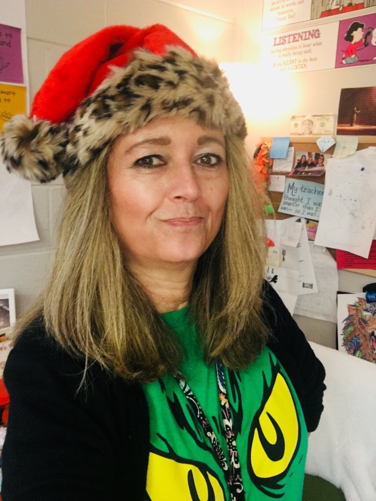 She’s a mean one, Mr. Grinch! #bsiholiday18 #bsiholiday #bsieaglepride #4thgradeteacherlife
