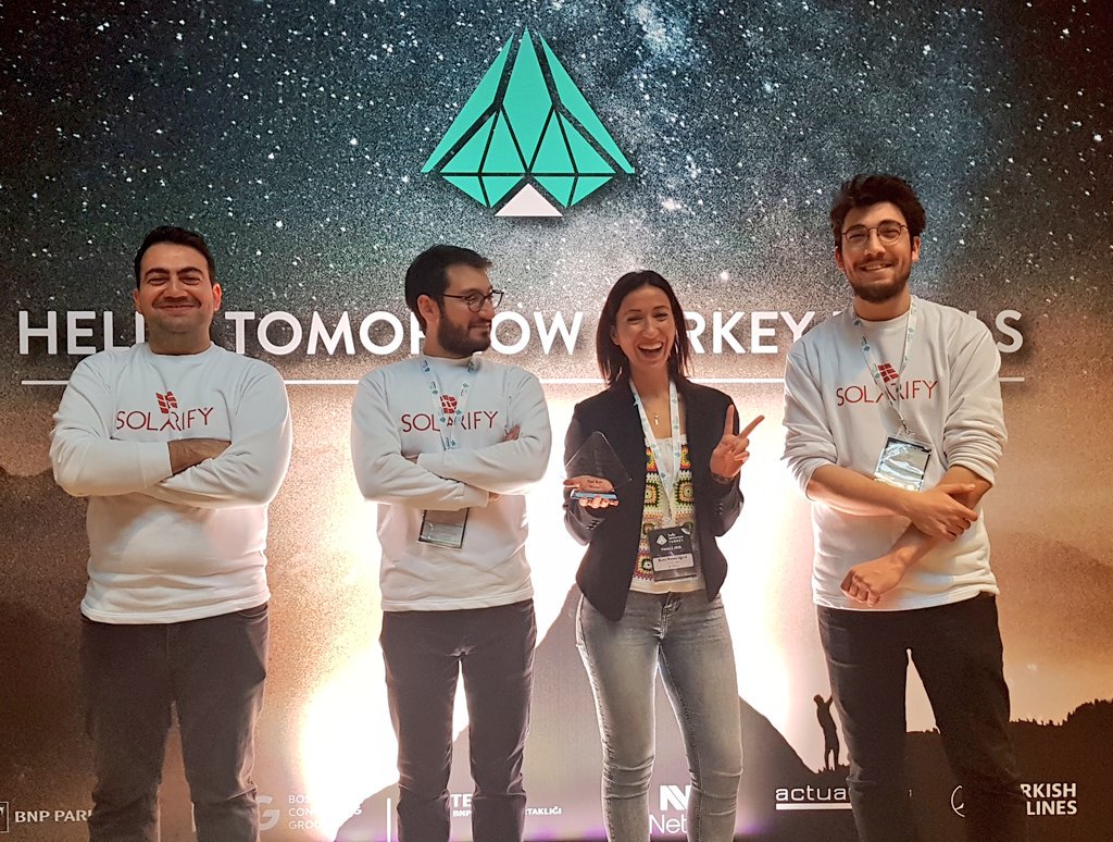 nüvEGE'li girişimciler <a href="/bpregcomposites/">B-Preg Composites</a> ve <a href="/loggma_/">Loggma Digital Energy Solutions</a> <a href="/hellotomorrowtr/">Hello Tomorrow Türkiye</a>'de #deeptech teknolojilerini aktarmak üzere finalde sahneye çıkan 12 ekip arasındaydı 😎 Endüstri ve Yeni Malzeme kategori birincisi olan #bpreg'e ise ayrıca alkış 👏 <a href="/EGETeknopark/">EGE TEKNOPARK</a> <a href="/ebiltemtto/">EBİLTEM-TTO</a> <a href="/UniversiteEge/">Ege Üniversitesi</a>