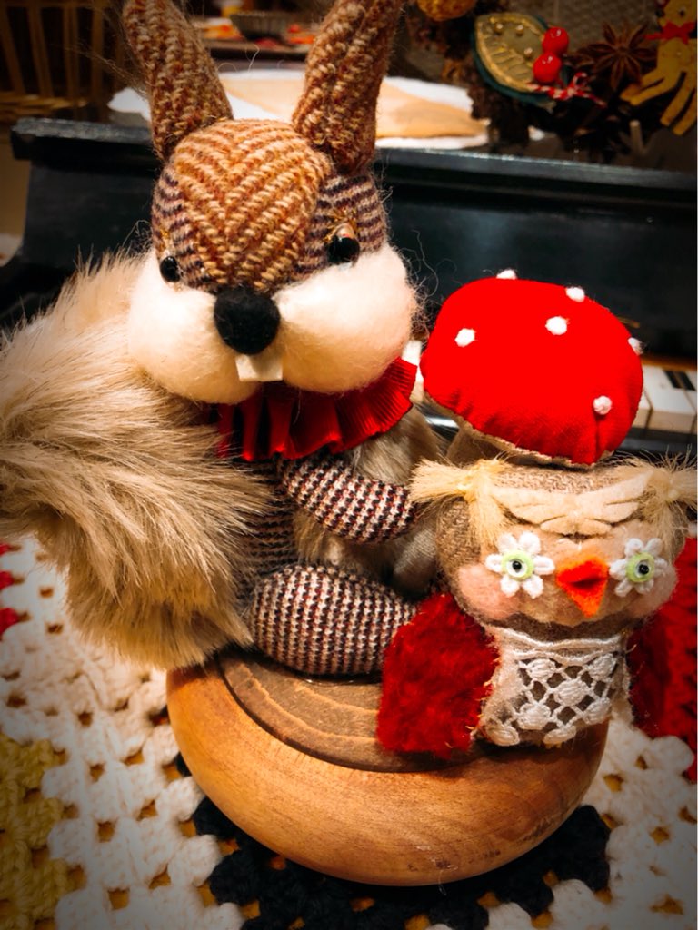 prickle_D_mikke's tweet photo. とうとう、
“３つの秘密の森”展
秒読みに入ってきました。
すごくドキドキする💓
もう肩がゴリゴリで限界だけど
mannenRouさんや
micaTAKEOさんの
作品を見てると私も
あとひと頑張りがんばる‼��
沢山の人が
３つの森に遊びに来てくれると
いいな! https://t.co/TmXNKXj2or