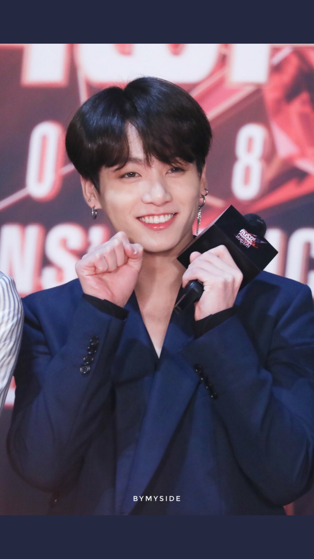 にやにや 頑固な 誘う シャネル ピアス 男 Bloma Jp