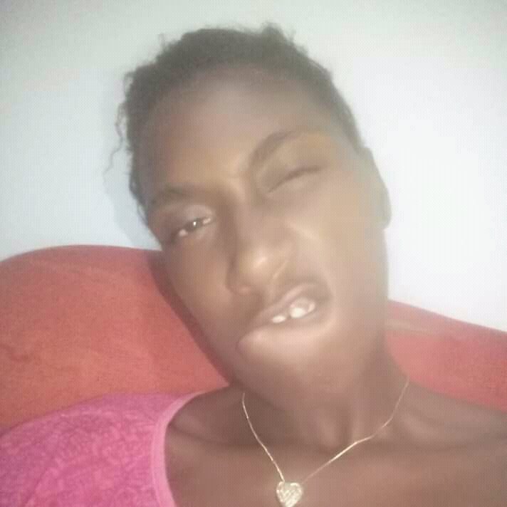 santt_julio's tweet photo. Te olho com cara de safada// Te olho com cara de bandida https://t.co/SUqbneJC1s