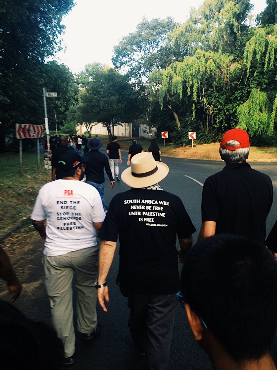 Africa4Pal's tweet photo. BDS South Africa joined the Palestine solidarity alliance this past weekend for their annual walk for freedom in solidarity with the Great return March. 

Forward with internationalism, forward! 

#FreePalestine 
#boycottapartheidisrael https://t.co/pkh9zajtW3