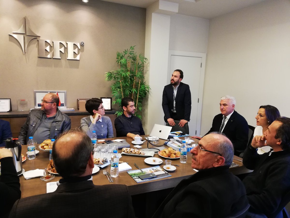 "KESİAD Firma Ziyaretleri" programımız kapsamında EFE ENDÜSTRİ'nin konuğuyuz. Efe Endüstri Genel Müdürü Filip Minasyan firma tanıtım sunumlarını gerçekleştiriyorlar. Ev sahiplikleri ve misafirperverlikleri için teşekkür ederiz. #efeendüstri #kesiad #kemalpasa