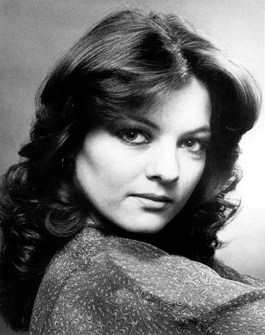 Happy Birthday to the wonderful Nyssa... The fabulous Sarah Sutton! 