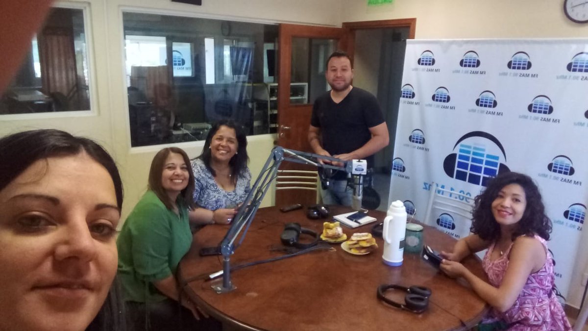 De visita en fm mas 90.1...Gracias lio benitez,por tener a la Direccion de prevencion y proteccion  a la victima siempre presente.