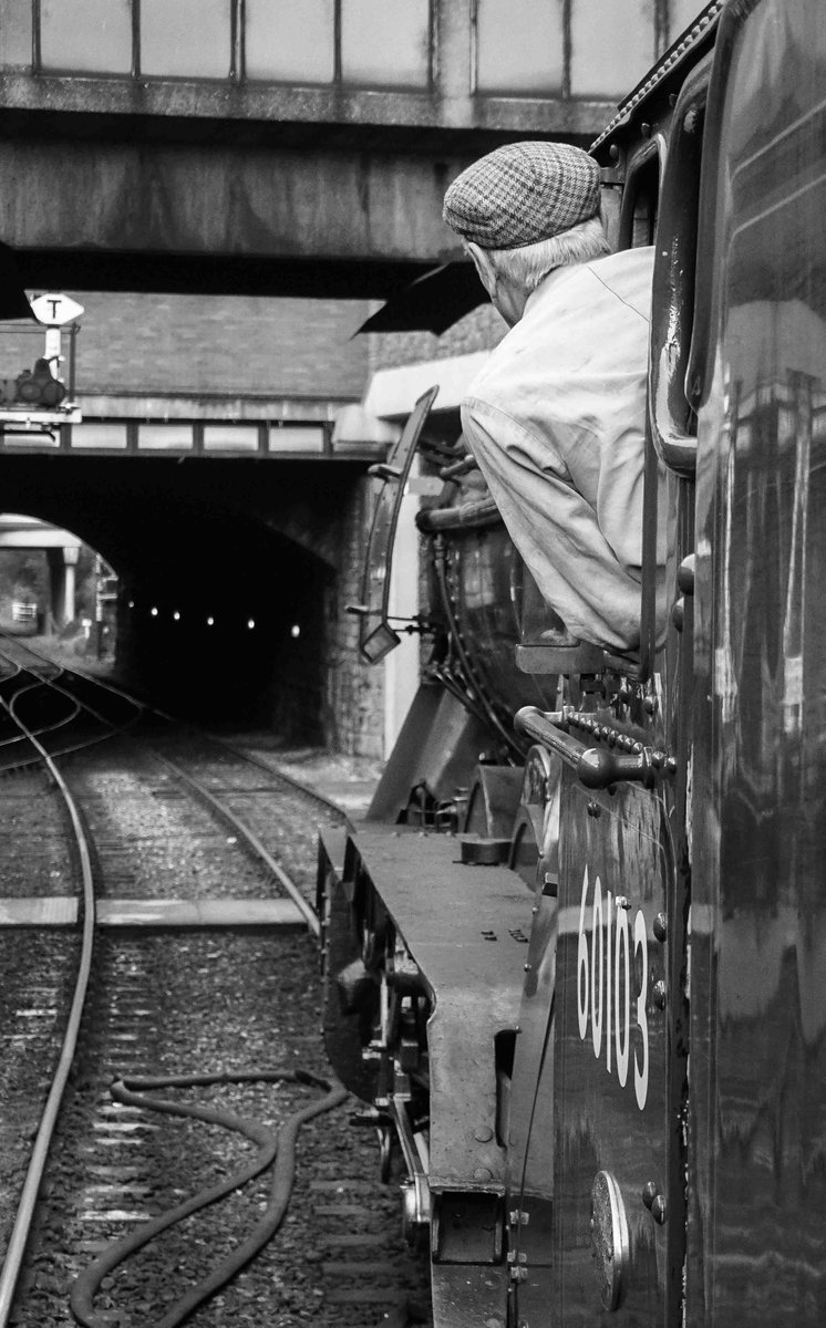 elrdriveatrain's tweet photo. Good news for enthusiasts, our East Lancashire Railway Drive a Train experiences are now available to purchase! Take your place behind the controls of a restored steam or diesel engine. 🚂🚃🚃

Find dates, prices and book here: https://t.co/1pNrkVhj3c https://t.co/h4Avh1ZY2P