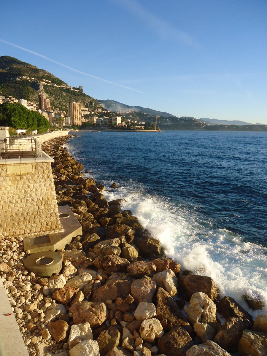 #pretendvacation continues to Monaco; there's nothing like the December morning light on the Med