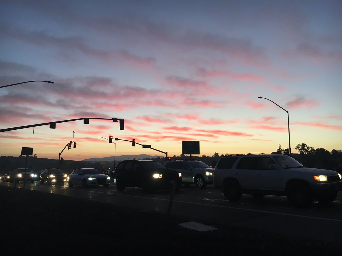 WihlborgKim's tweet photo. Sunrise in Chula Vista @10News https://t.co/um7NPb4hjn