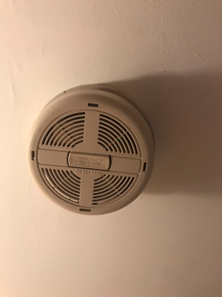 DIYDOCTORS's tweet photo. If #testittuesday shows an issue we can change this for you - hard wired or battery 👍🏼👍🏼DM for dets https://t.co/TOpS8bIhS0