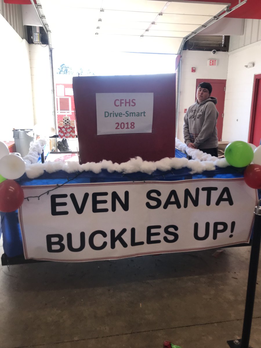 archildrensIPC's tweet photo. Camden Fairview Drive Smart Challenge Christmas Parade Float #EvenSantaBucklesUp #SantaAndSeatbelts #EmbraceTheBelt #InjuryPrevention #TheIPC #CamdenFairview #BuckleUp https://t.co/lROfxy6764